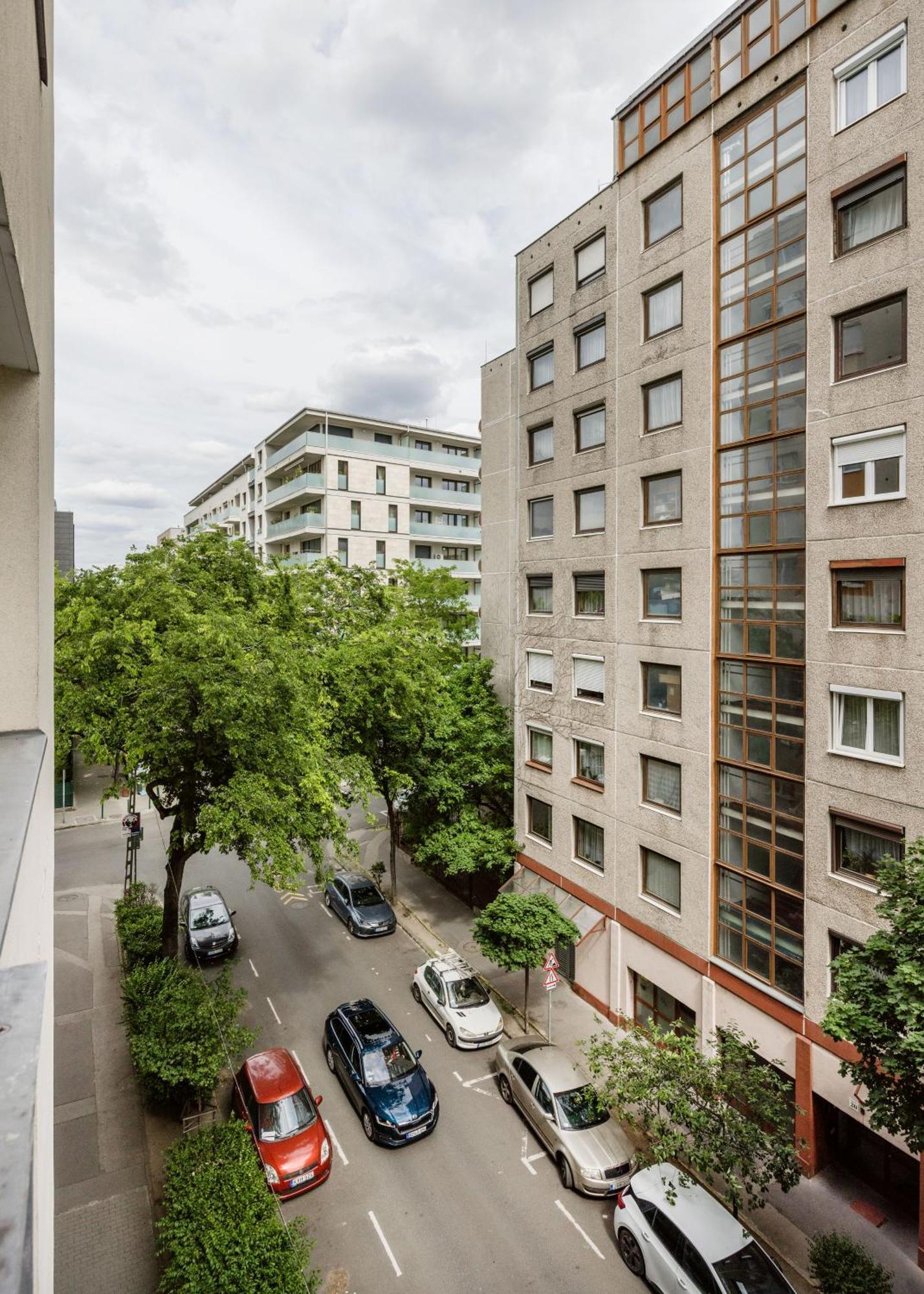 Modern Two-Bedroom Apartment With Free Parking 부다페스트 외부 사진